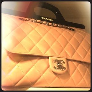 Gorgeous Chanel Blush Cream Hand bag